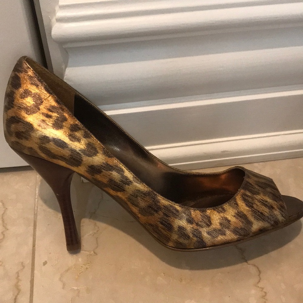 Never worn! - Picture 3 of 4